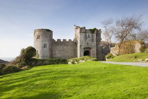 manorbier castle sm.jpg